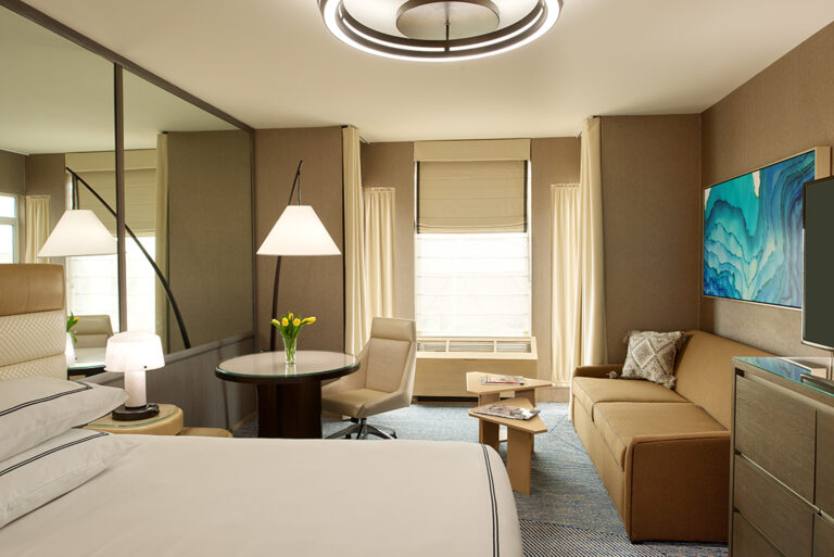 Hotel room with bed and sitting area